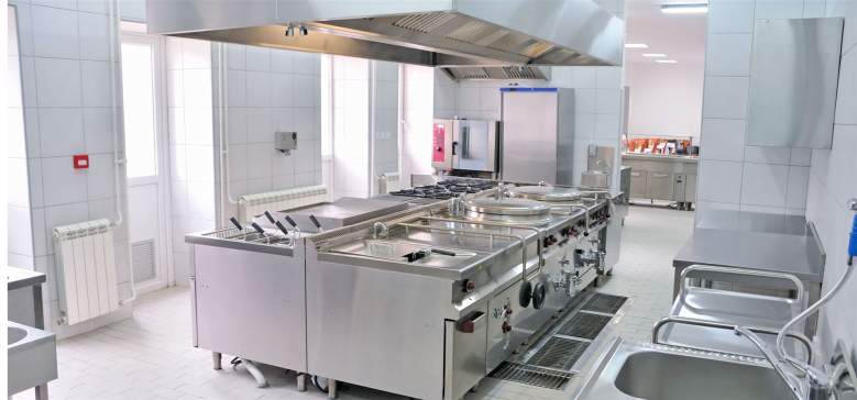 BEGLEITUNG KÜCHENPLANUNG, LEISTUNGSPHASE 3