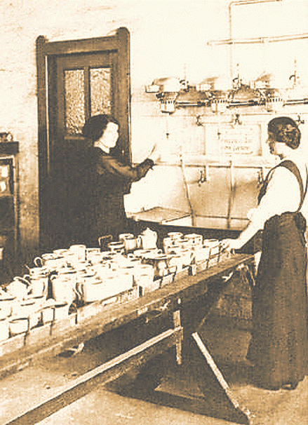 Industrielle Küchenarbeit